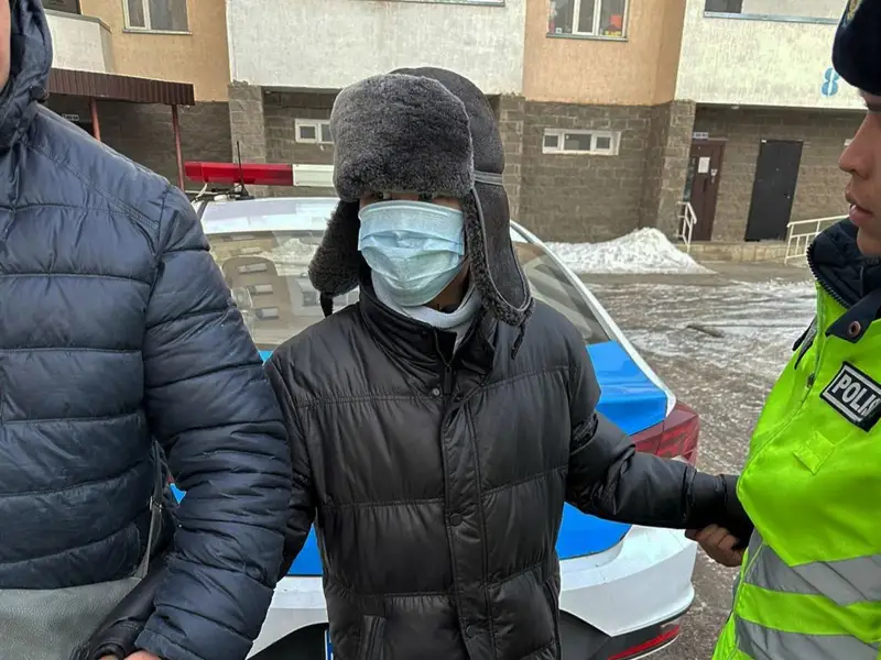 Лифтідегі шабуыл