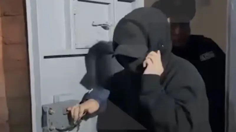 Алмас Кішкенбаев