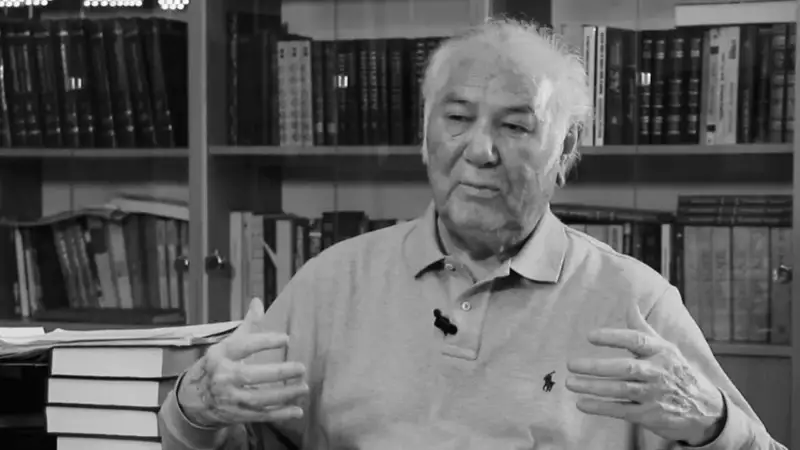 Дулат Исабеков