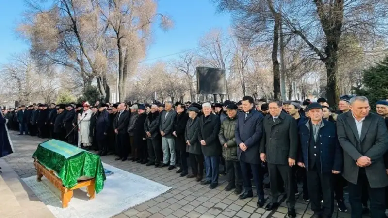 Дулат Исабеков