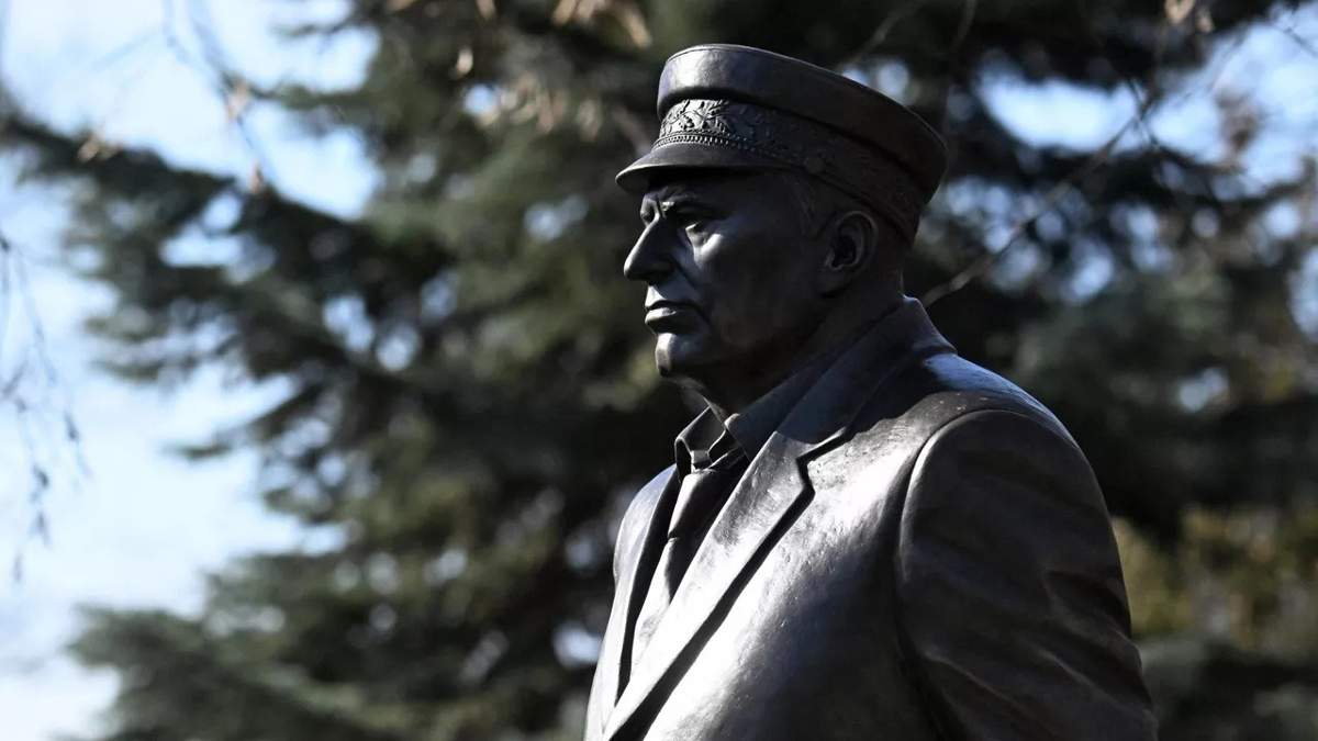 Владимир Жириновский