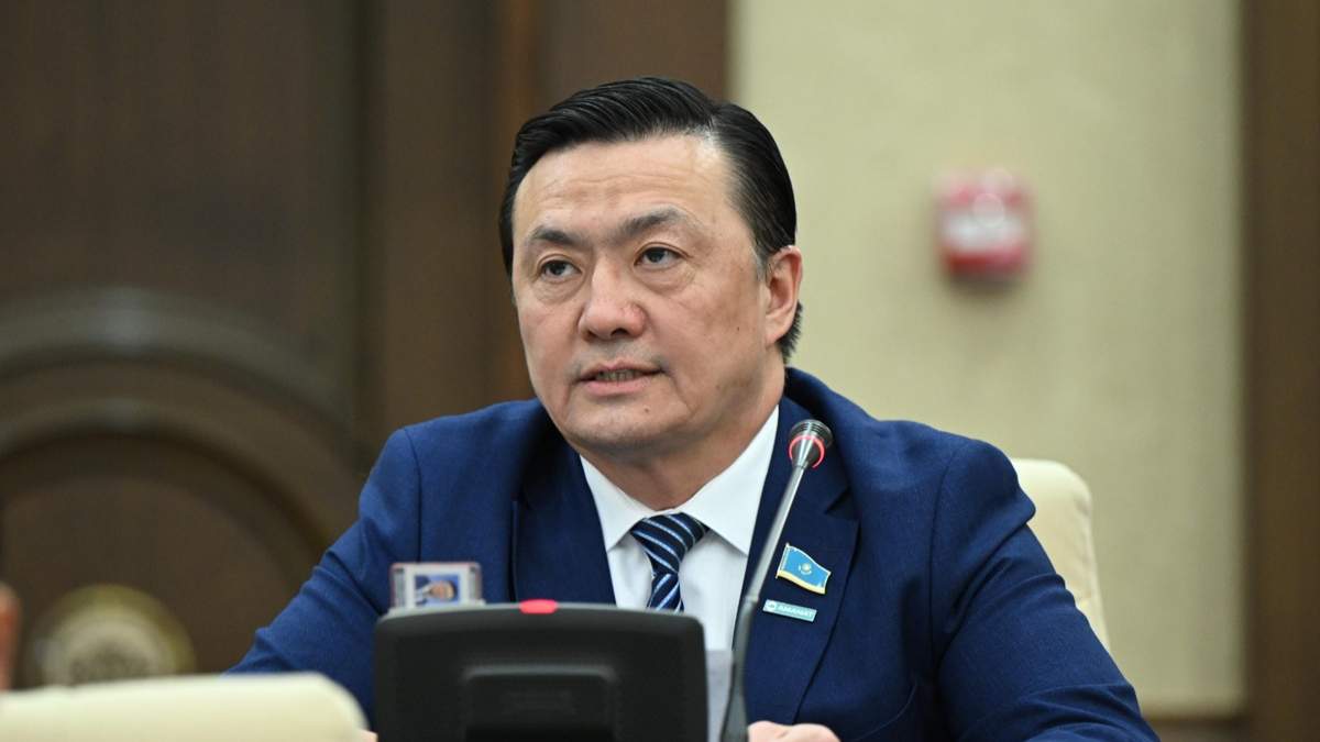 Хардкор БДСМ көз жасына дейін