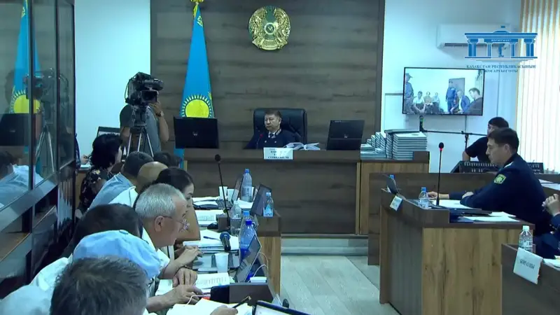 Ең қызық секс Қырықаяқ порно пародиясы