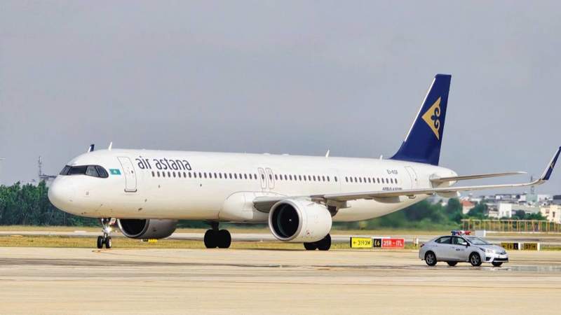  Air Astana 