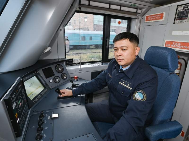 М