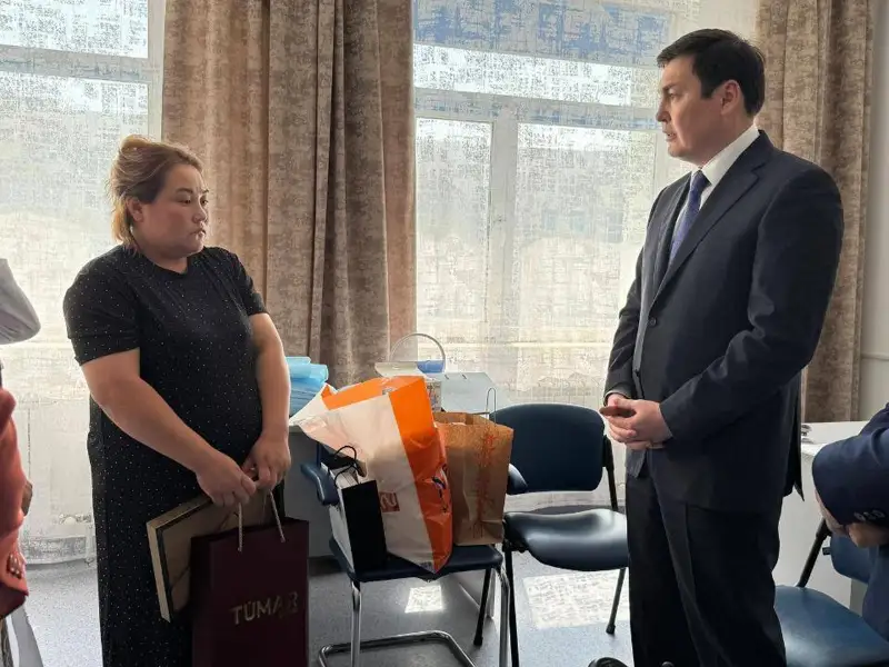 Автобус апаты