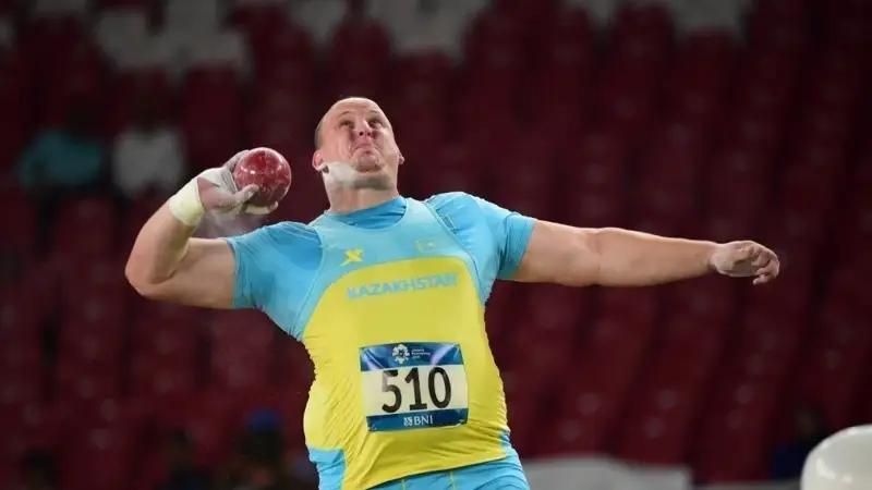 Иван Иванов