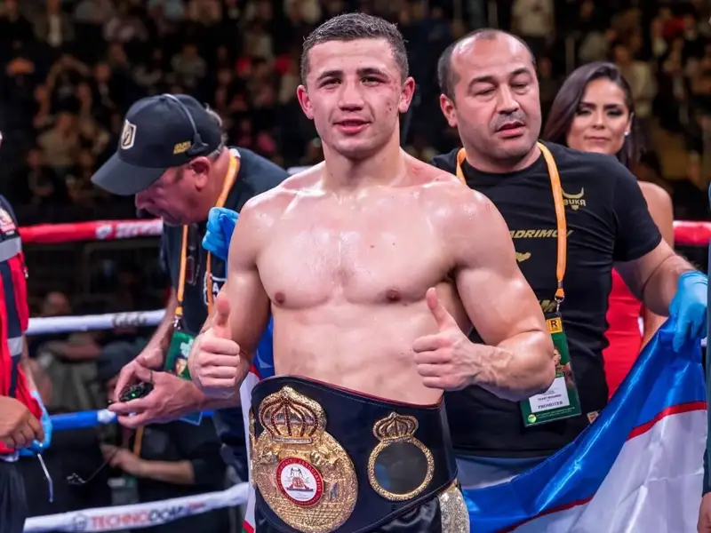  Жәнібек Әлімханұлы 