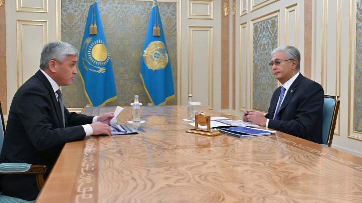 Бірінші рет орыс фистингін көріңіз