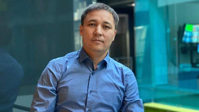 экономист Б.Искаков