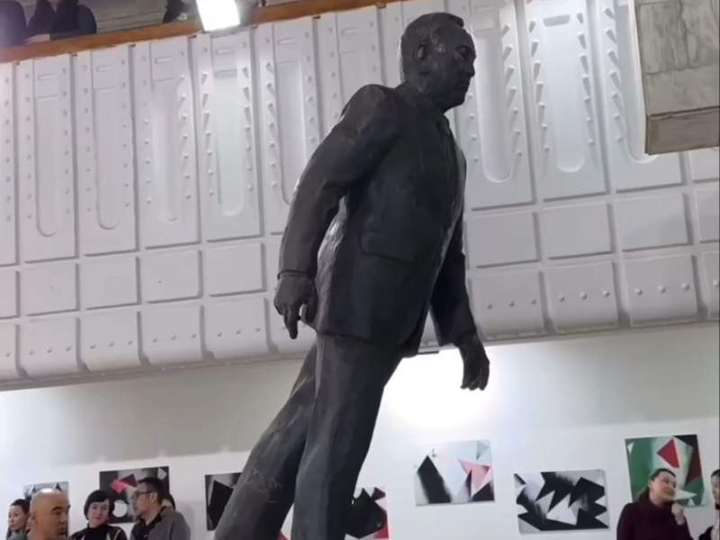 Мелдібеков