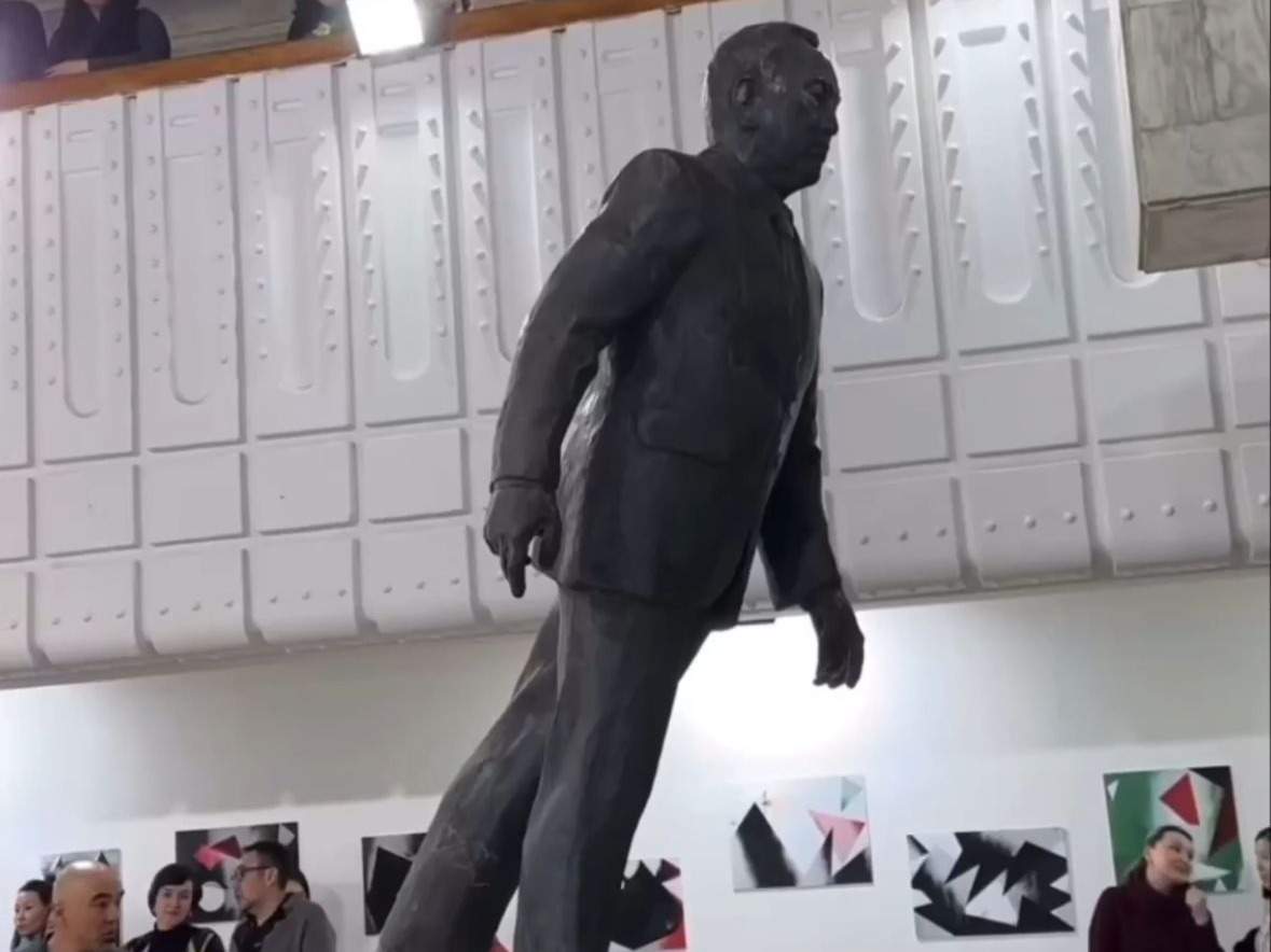 Мелдібеков