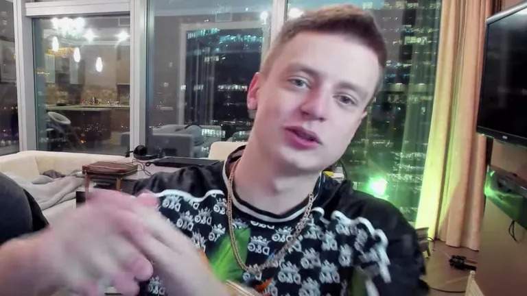 блогер