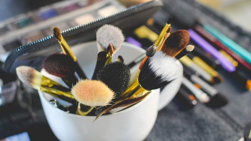 Сән салоны, сұлулық Визажист