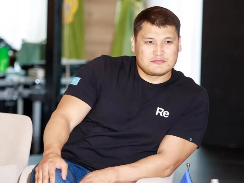 ruslan_berdenov/Instagram