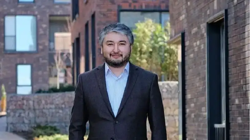 Instagram/almas_abdygapparov