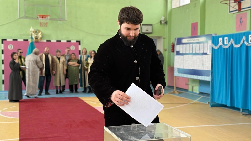 Низами Севзиханов