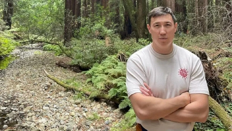 Рахат Тұрлыханов