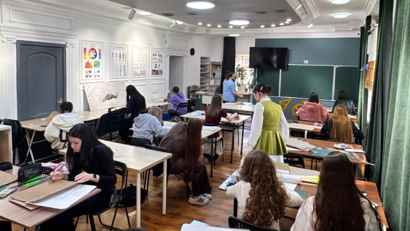 өнер мектебі 