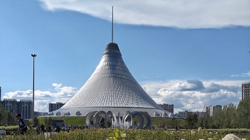 Хан шатыр