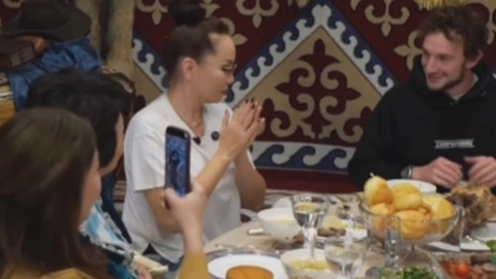 Баян Алагөзова, Коннор Кампиргини