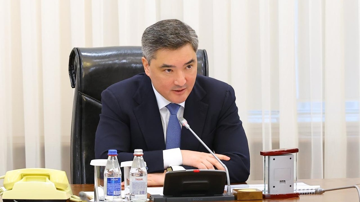Олжас Бектенов