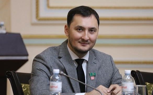 Бейбіт Құсайынов