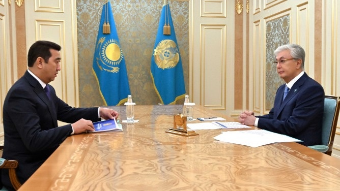 Тоқаев, Сапаров