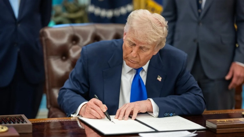 Трамп