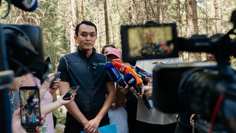  Kazakh Tourism Development 