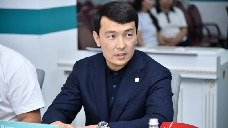 Оспан Әжібеков
