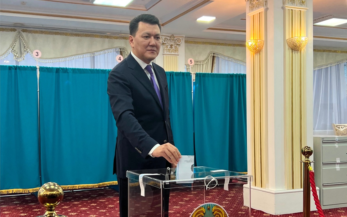 Ерлан Қарин