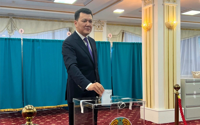 Ерлан Қарин
