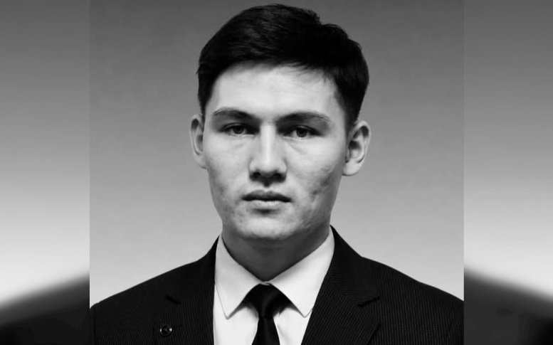 Аян Дүйсеков